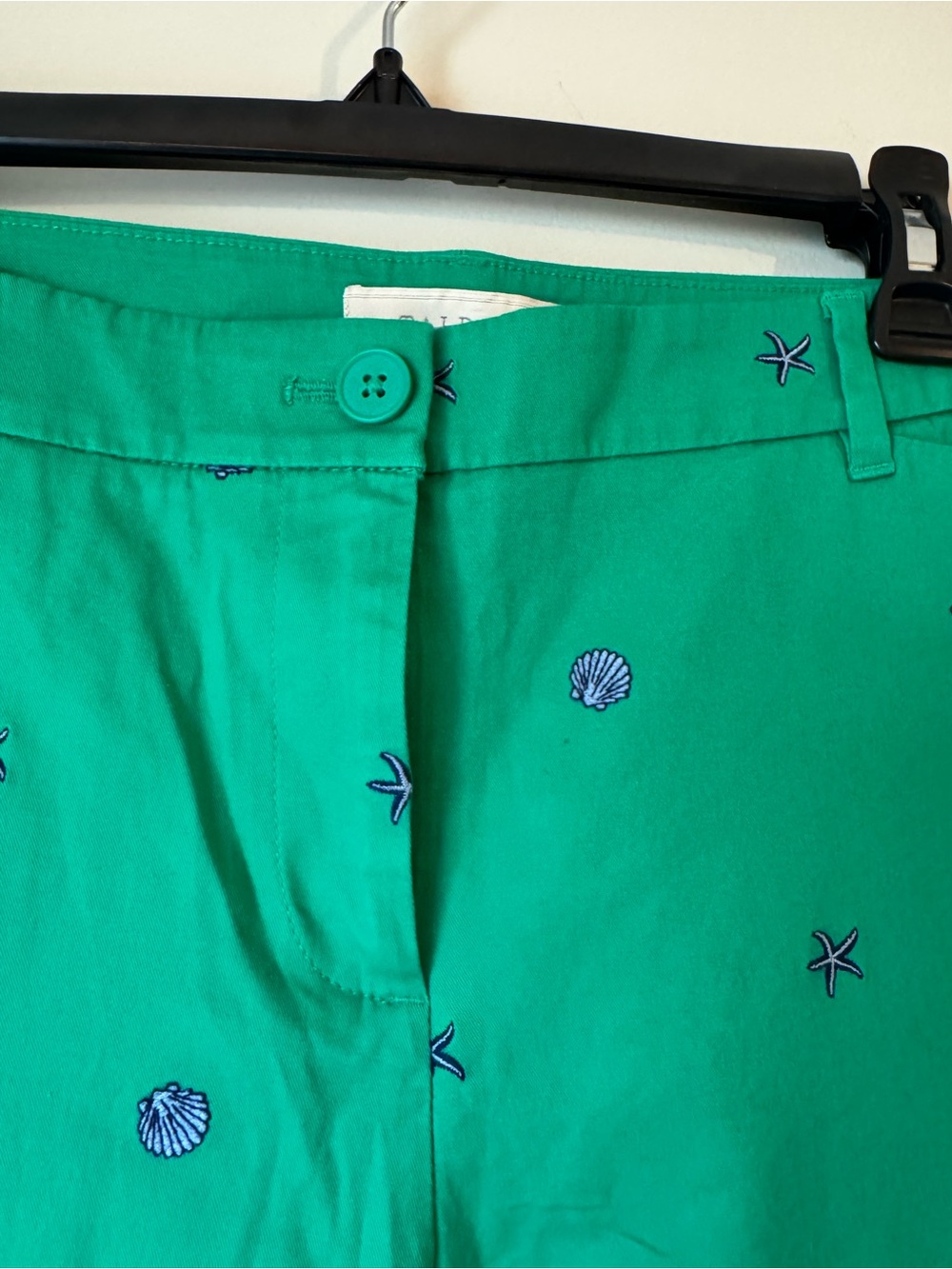 Talbots Green Embroidered Shell Motif Cropped Pants - Picture 4 of 16